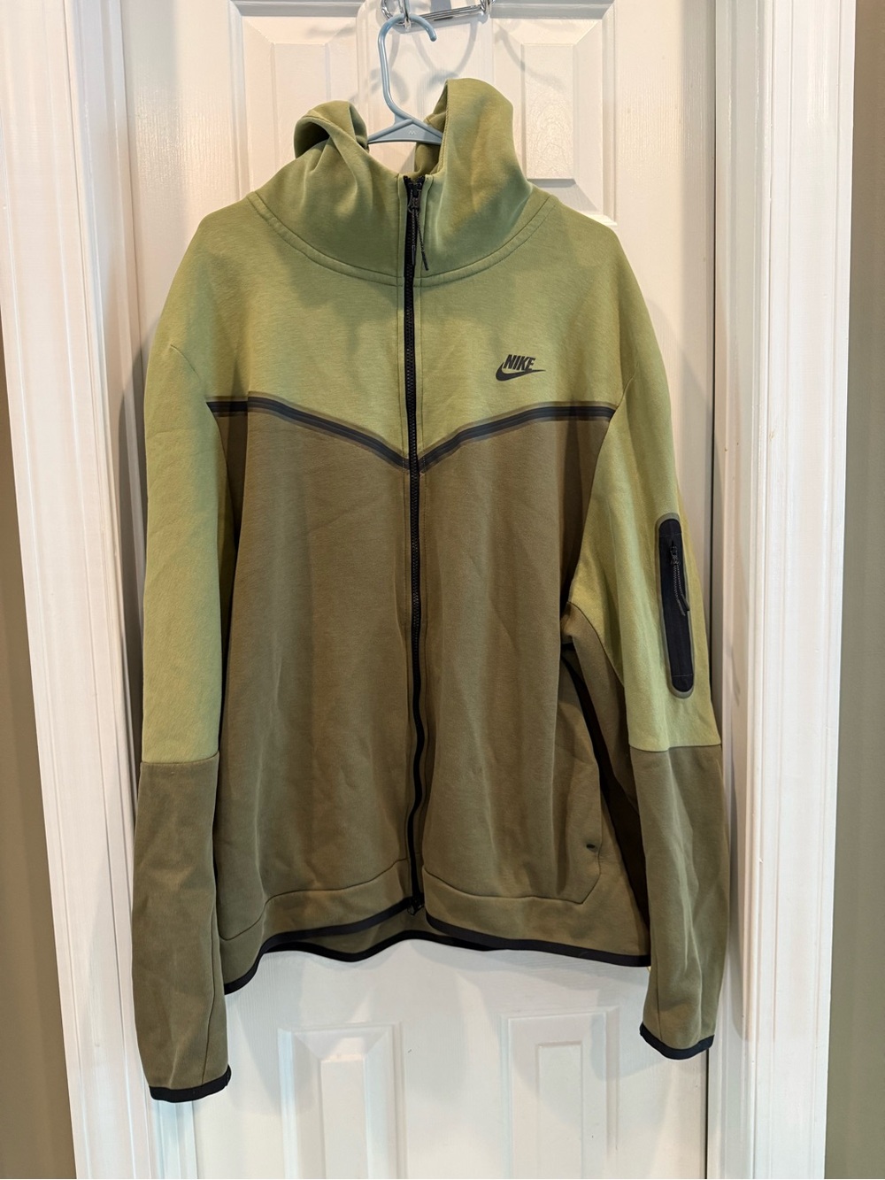 Nike Two-Tone Olive Full-Zip Performance Hoodie
